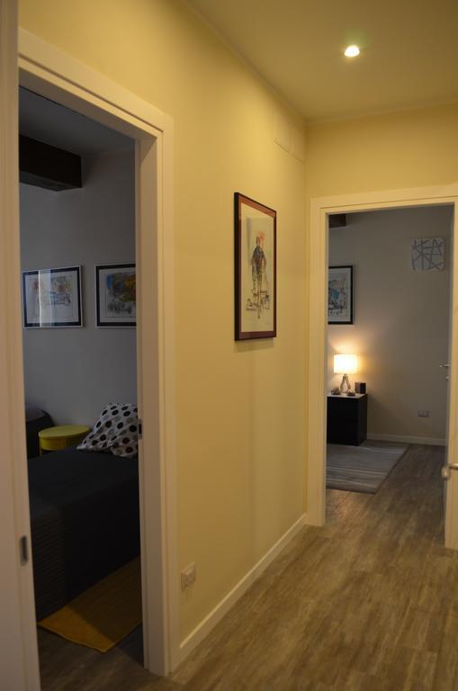 Heart Of Parma Apartment Room photo