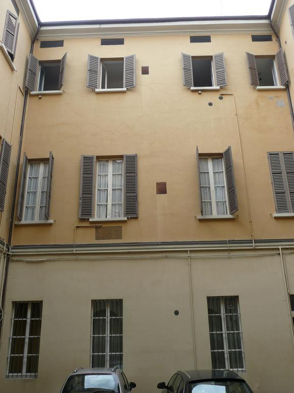 Heart Of Parma Apartment Exterior photo